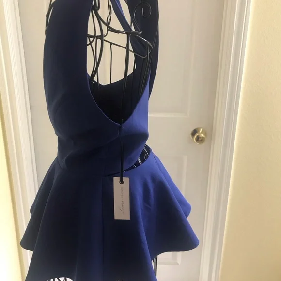 2x HOST PICK Lovers + Friends NWT Open Back Blouse NWT Size XS Gorgeous - Picture 5 of 7